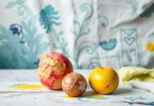 Evde Kreatif Olmak: Kumaş Boyama ile Sanatsal Dönüşüm At Home Creativity: Artistic Transformation with Fabric Dyeing